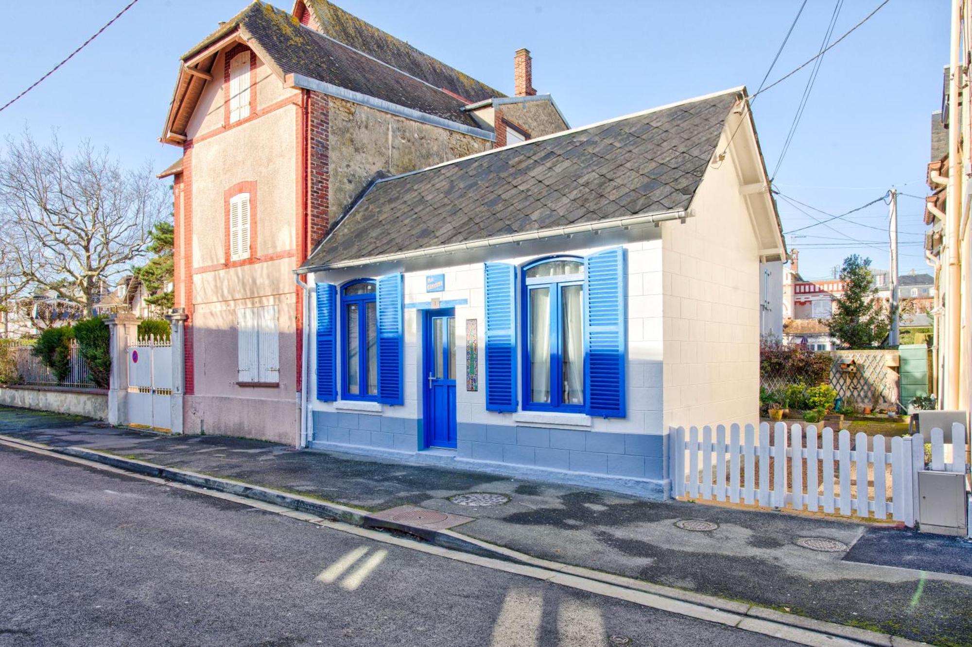 La Maison De Pecheur De Ginette Cabourg Exterior photo
